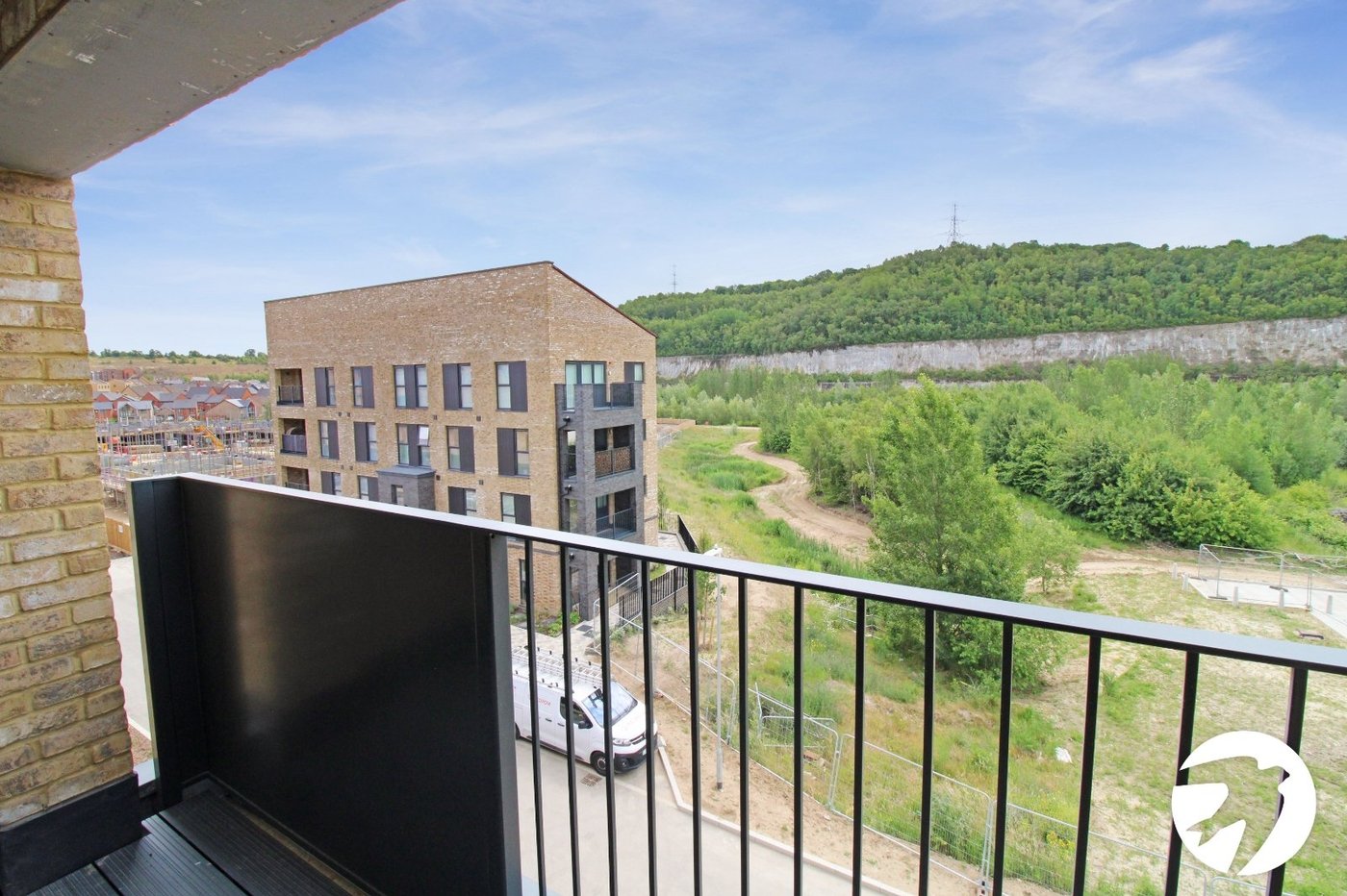 2 bedroom property to rent in Alkerden | Robinson Michael & Jackson