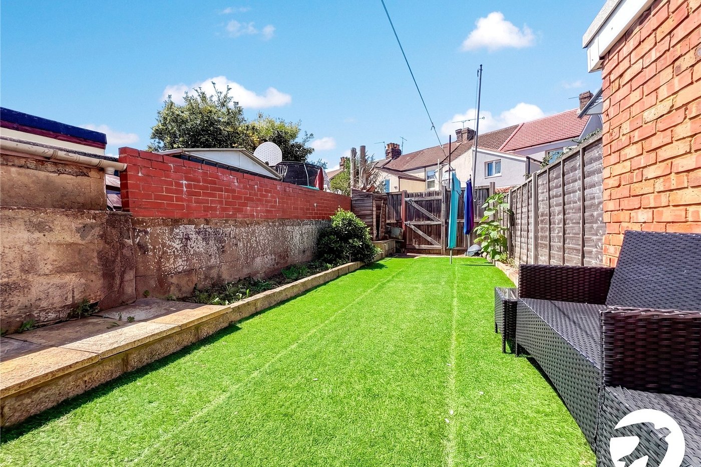 2 bedroom house to rent in Gillingham | Robinson Michael & Jackson