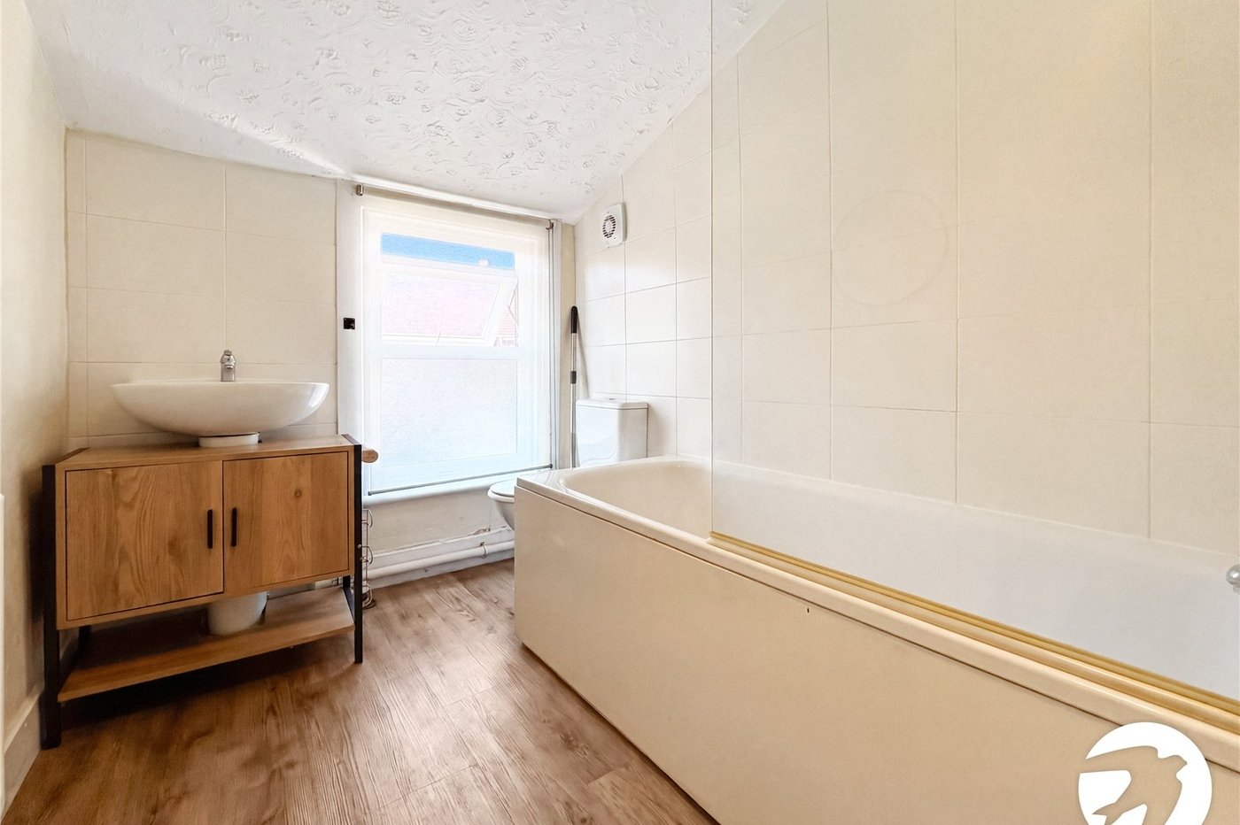 2 bedroom house to rent in Gillingham | Robinson Michael & Jackson