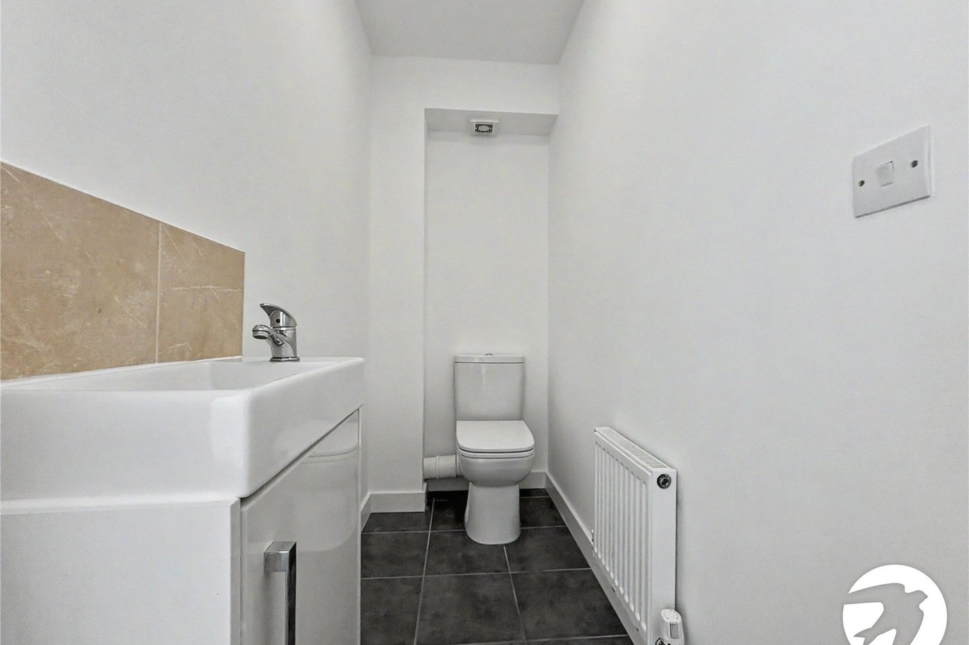 3 bedroom house to rent in Chatham | Robinson Michael & Jackson