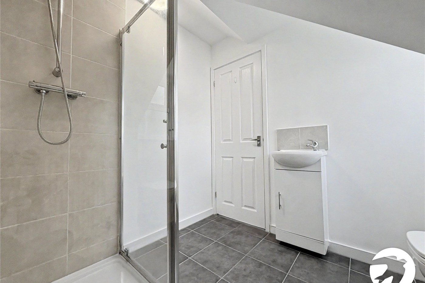 3 bedroom house to rent in Chatham | Robinson Michael & Jackson