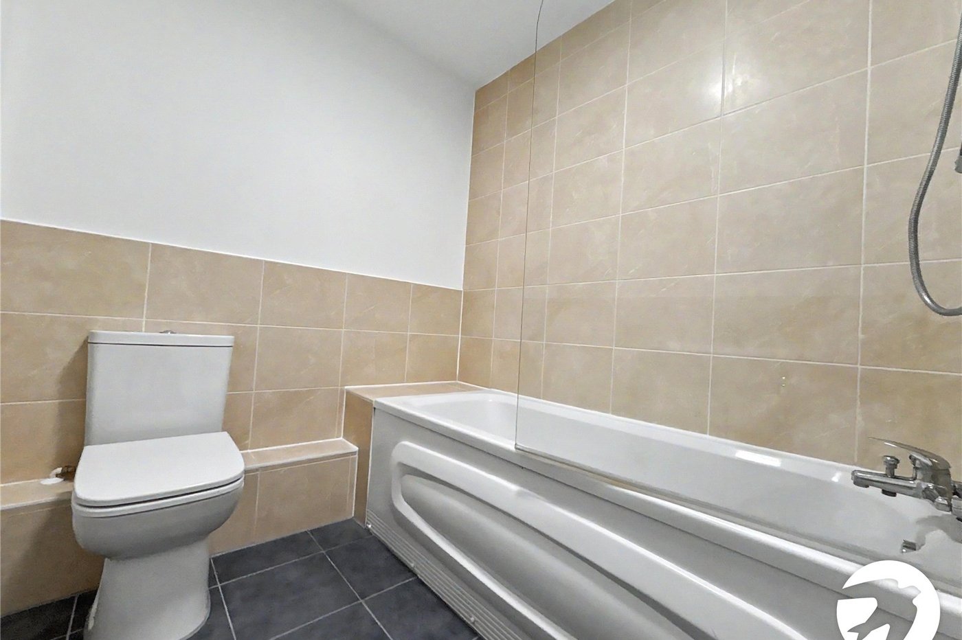 3 bedroom house to rent in Chatham | Robinson Michael & Jackson