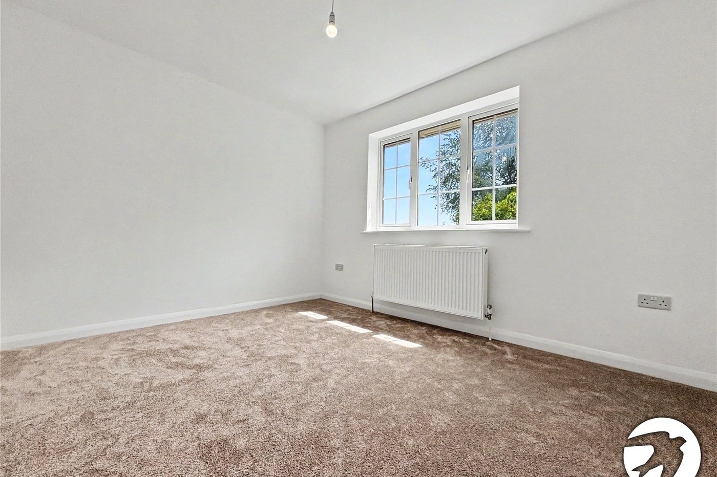 3 bedroom house to rent in Rochester | Robinson Michael & Jackson