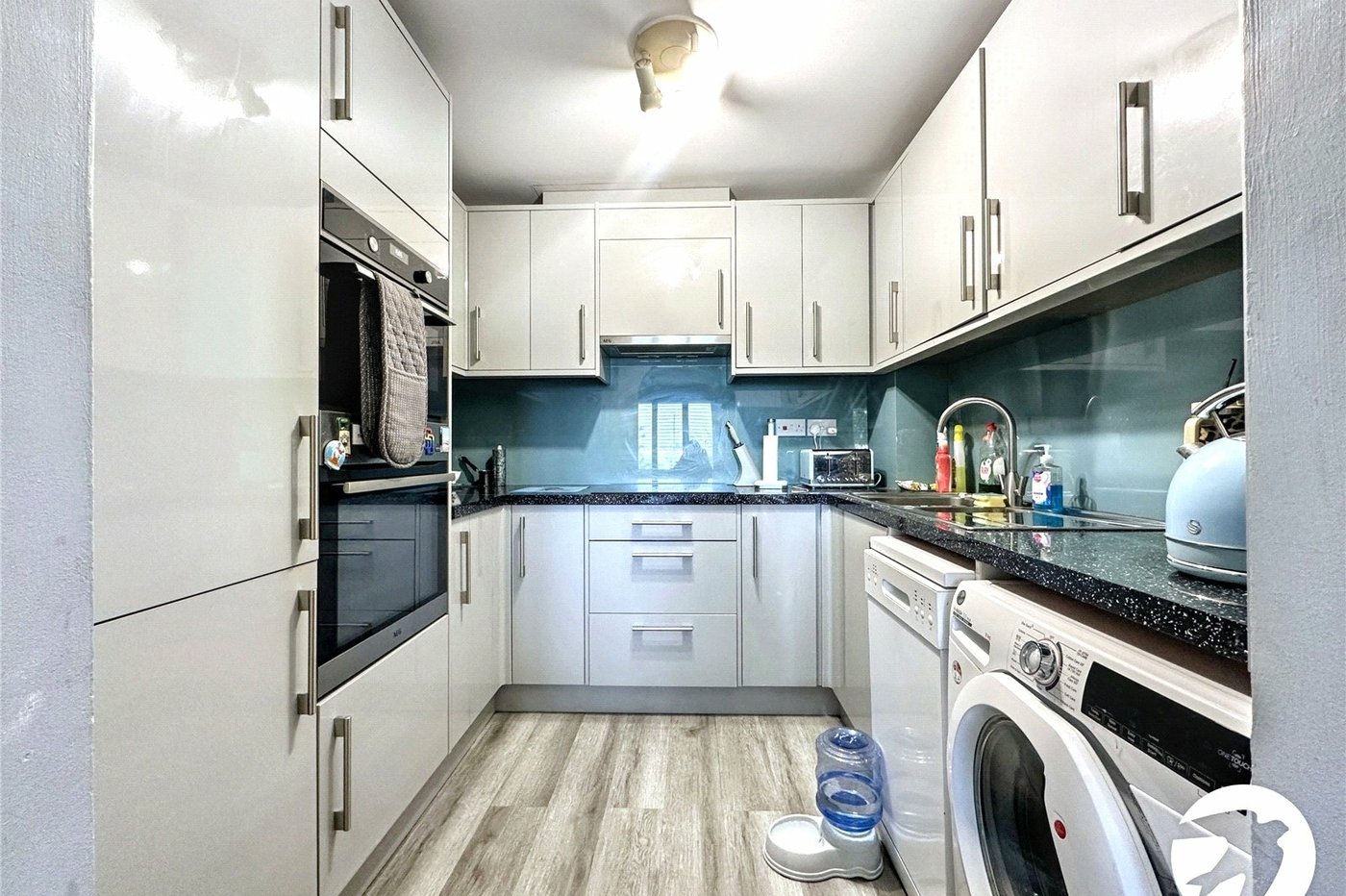 2 bedroom property to rent in Rochester | Robinson Michael & Jackson