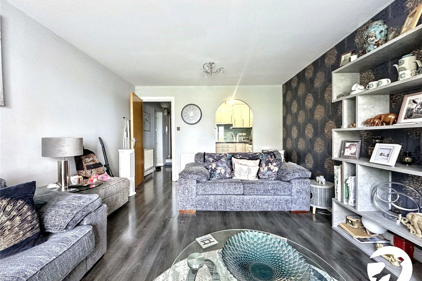 2 bedroom property to rent in Rochester | Robinson Michael & Jackson