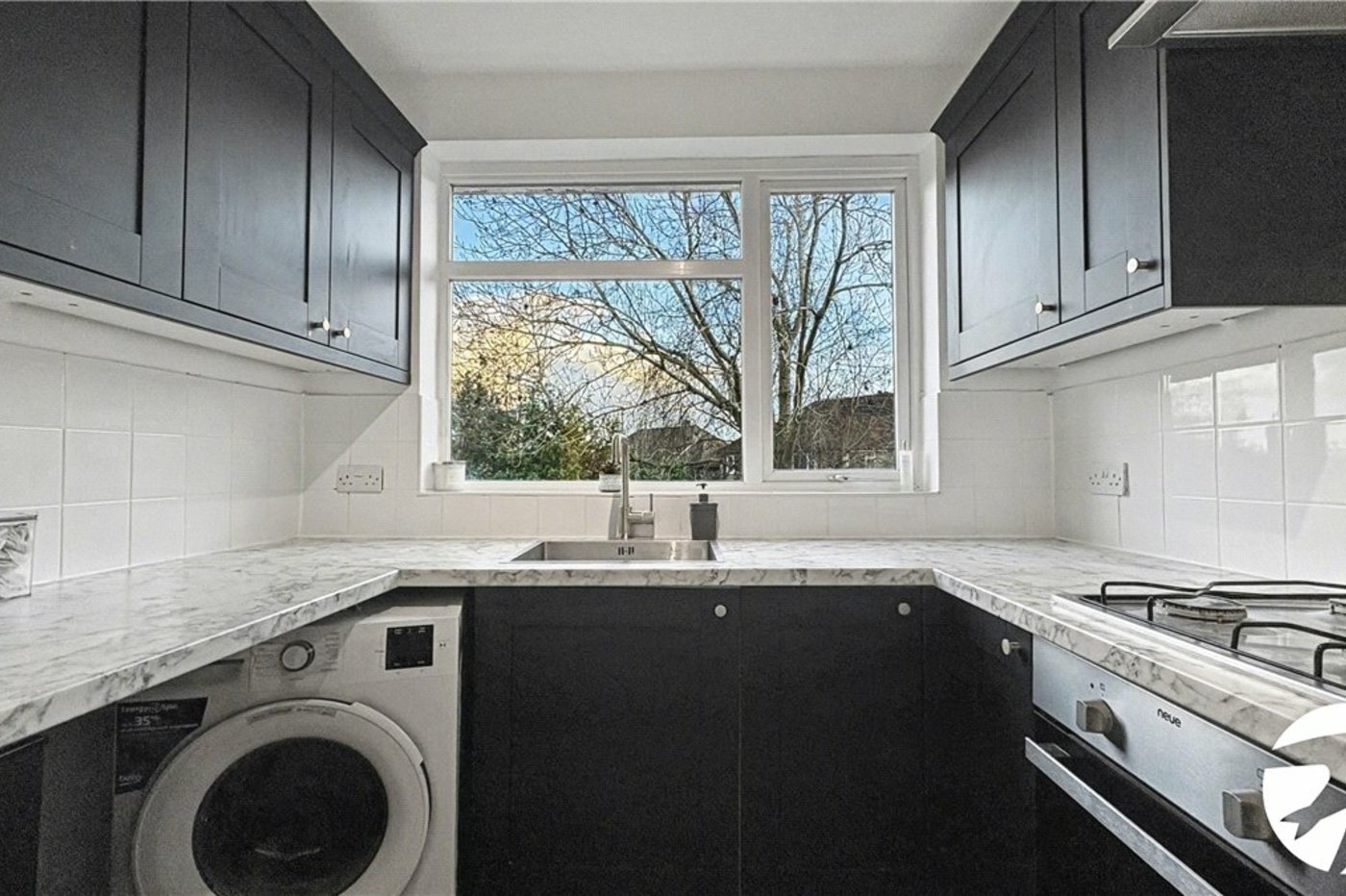 2 bedroom property to rent in Orpington | Robinson Jackson