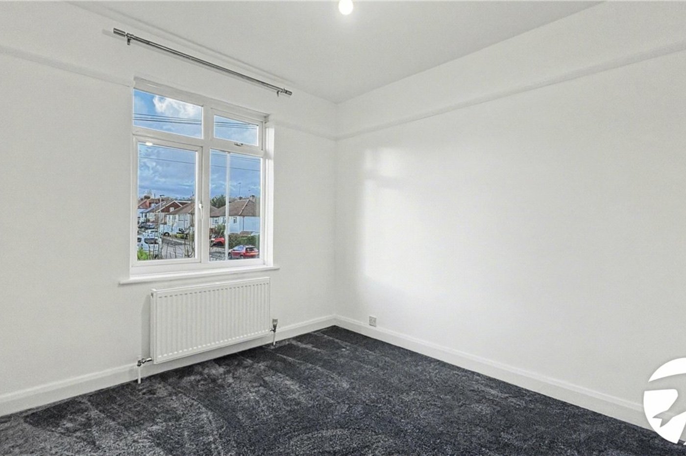 2 bedroom property to rent in Orpington | Robinson Jackson