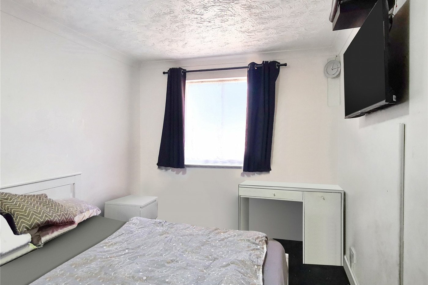 3 bedroom house to rent in Erith | Robinson Jackson