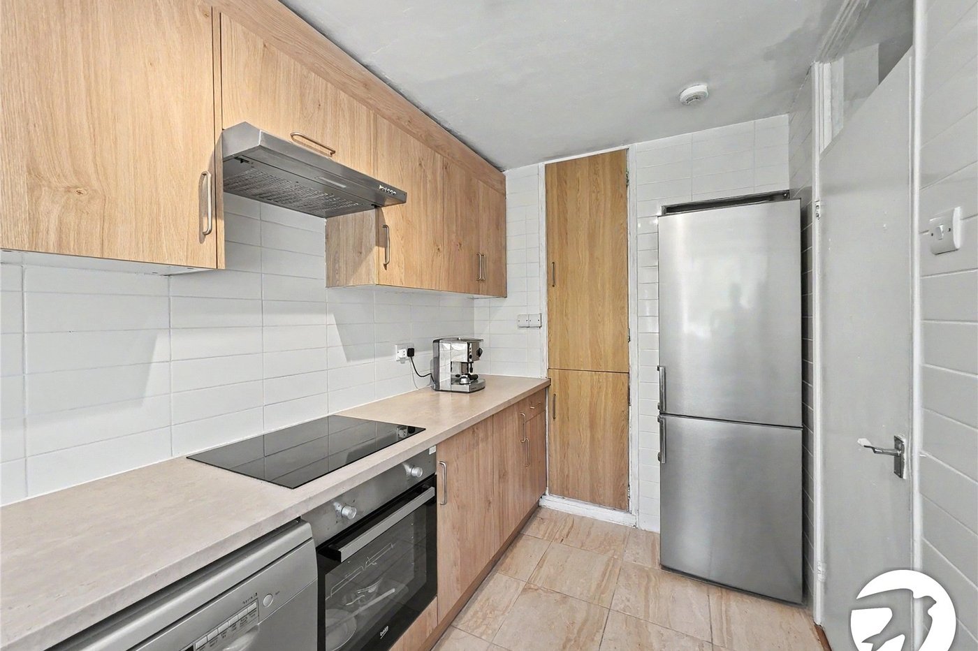 2 bedroom property to rent in London | Robinson Jackson