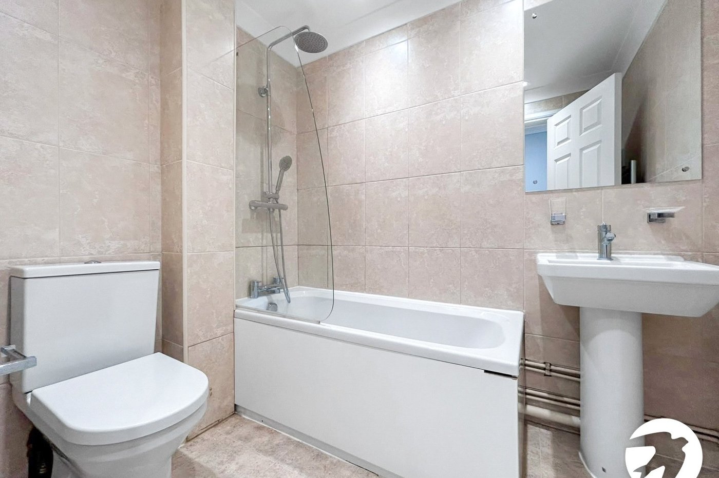 2 bedroom property to rent in Maidstone | Robinson Michael & Jackson