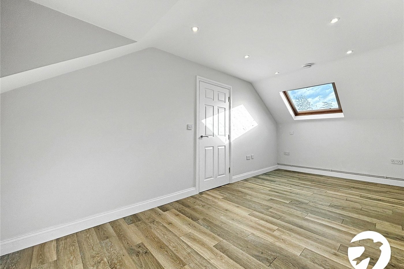 2 bedroom property to rent in Maidstone | Robinson Michael & Jackson