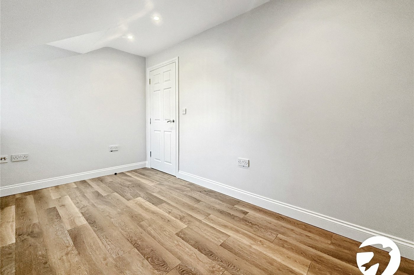 2 bedroom property to rent in Maidstone | Robinson Michael & Jackson