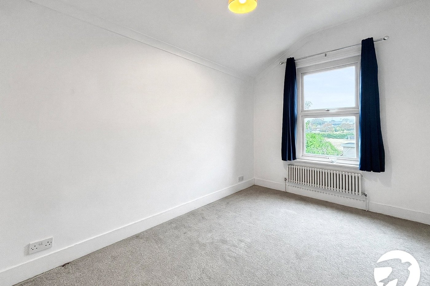 2 bedroom house to rent in Welling | 