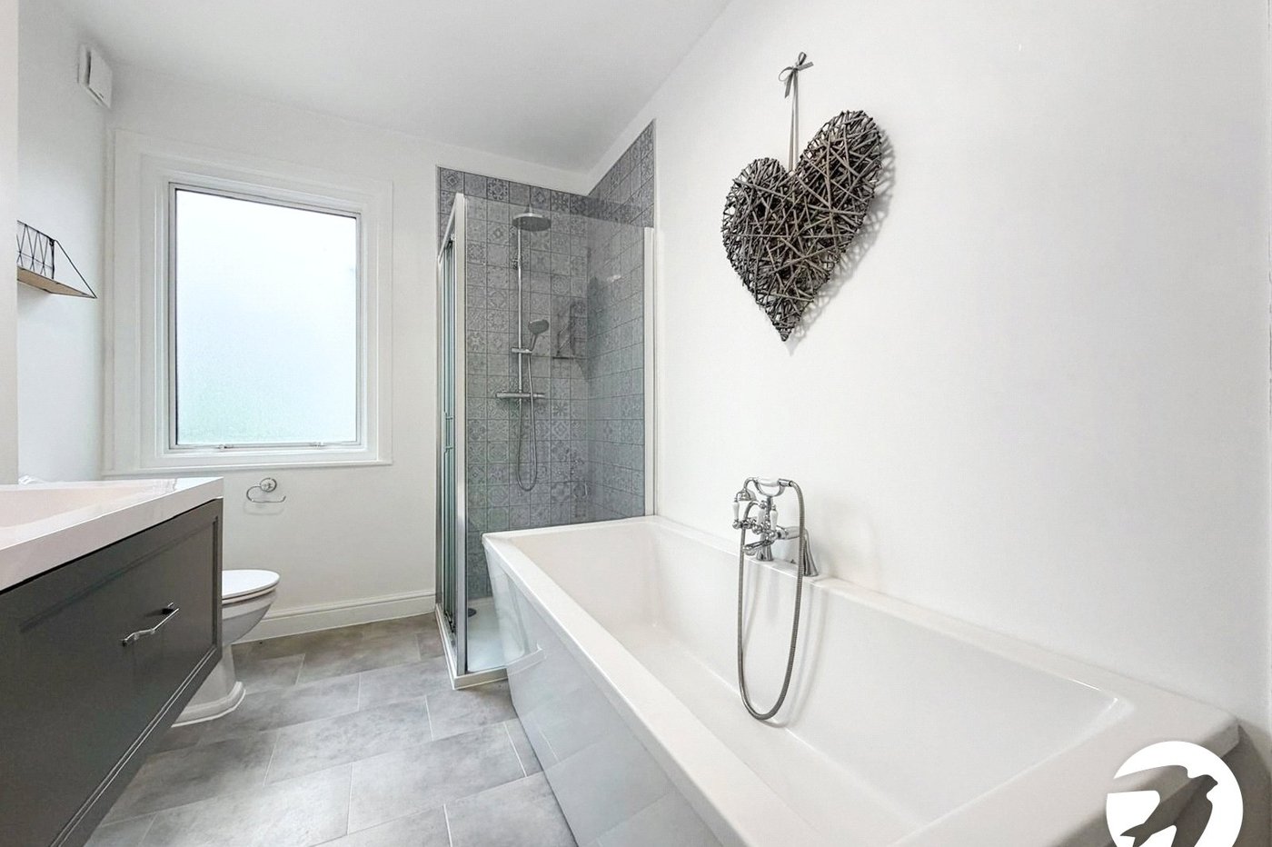 2 bedroom house to rent in Welling | 