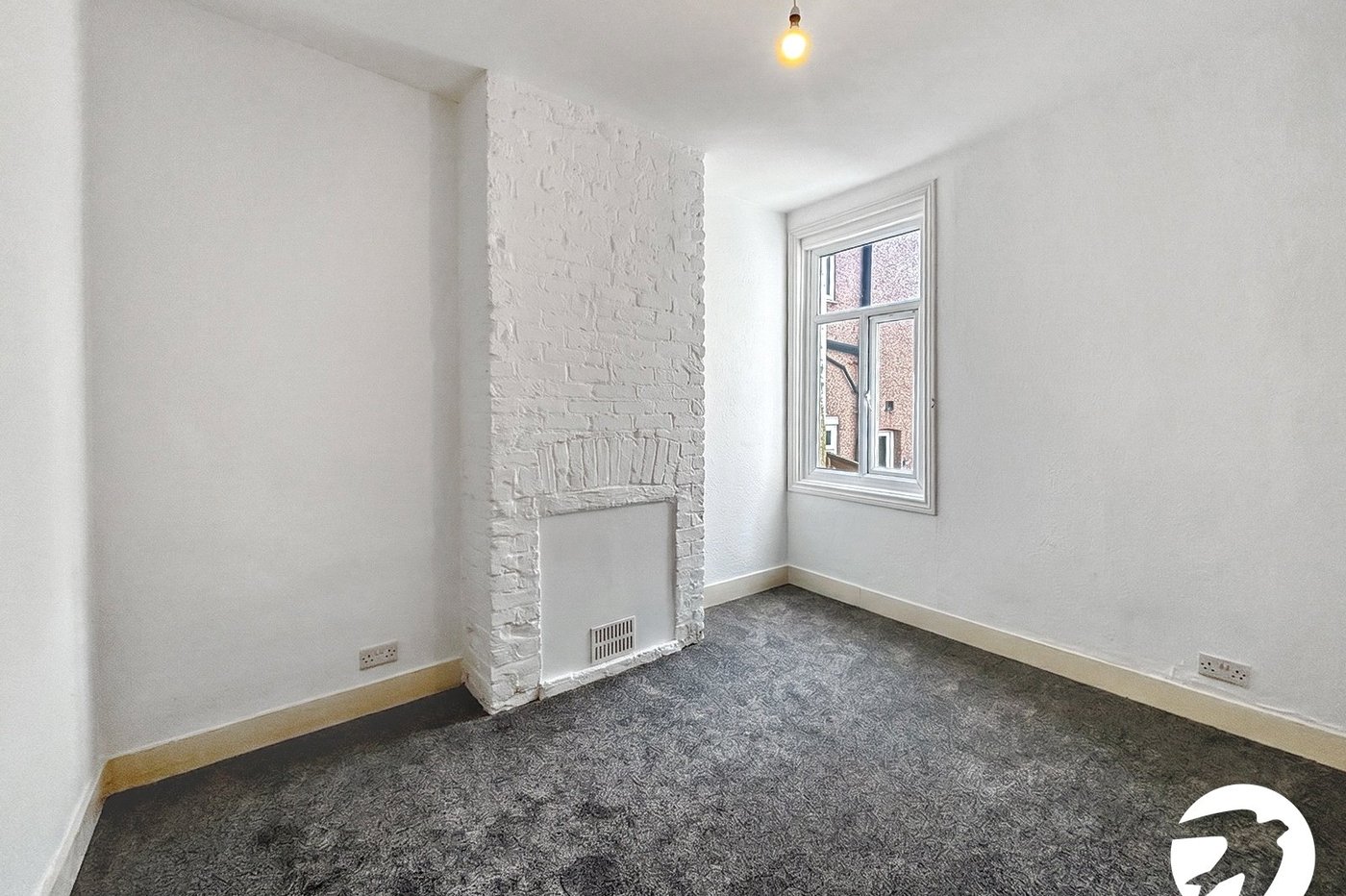 4 bedroom house to rent in Erith | Robinson Jackson