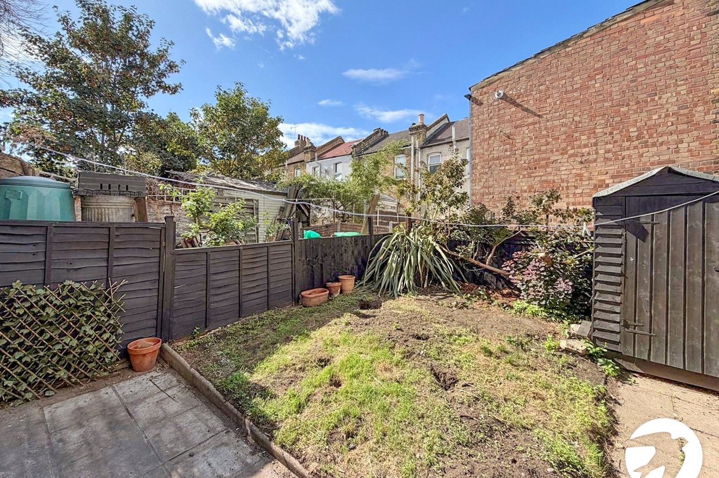 2 bedroom house to rent in London | 