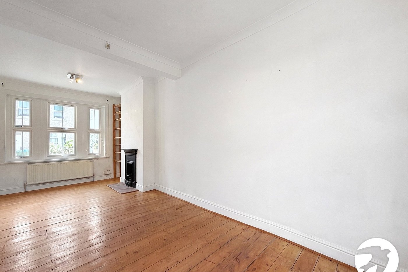 2 bedroom house to rent in London | 
