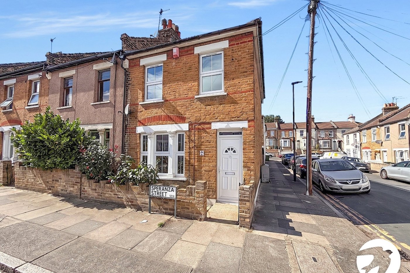 2 bedroom house to rent in London | 