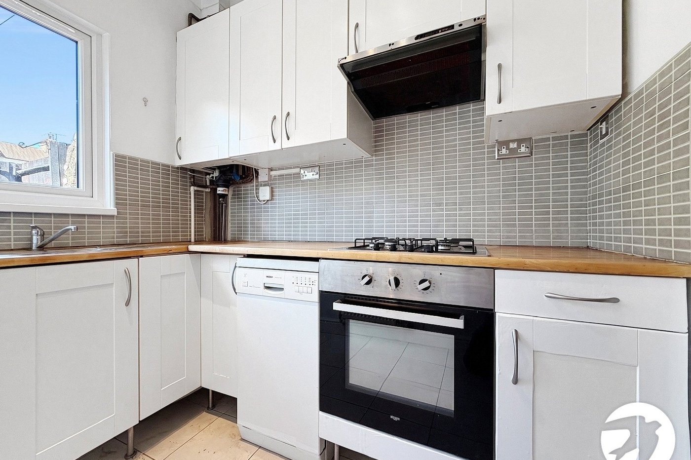 2 bedroom house to rent in London | 