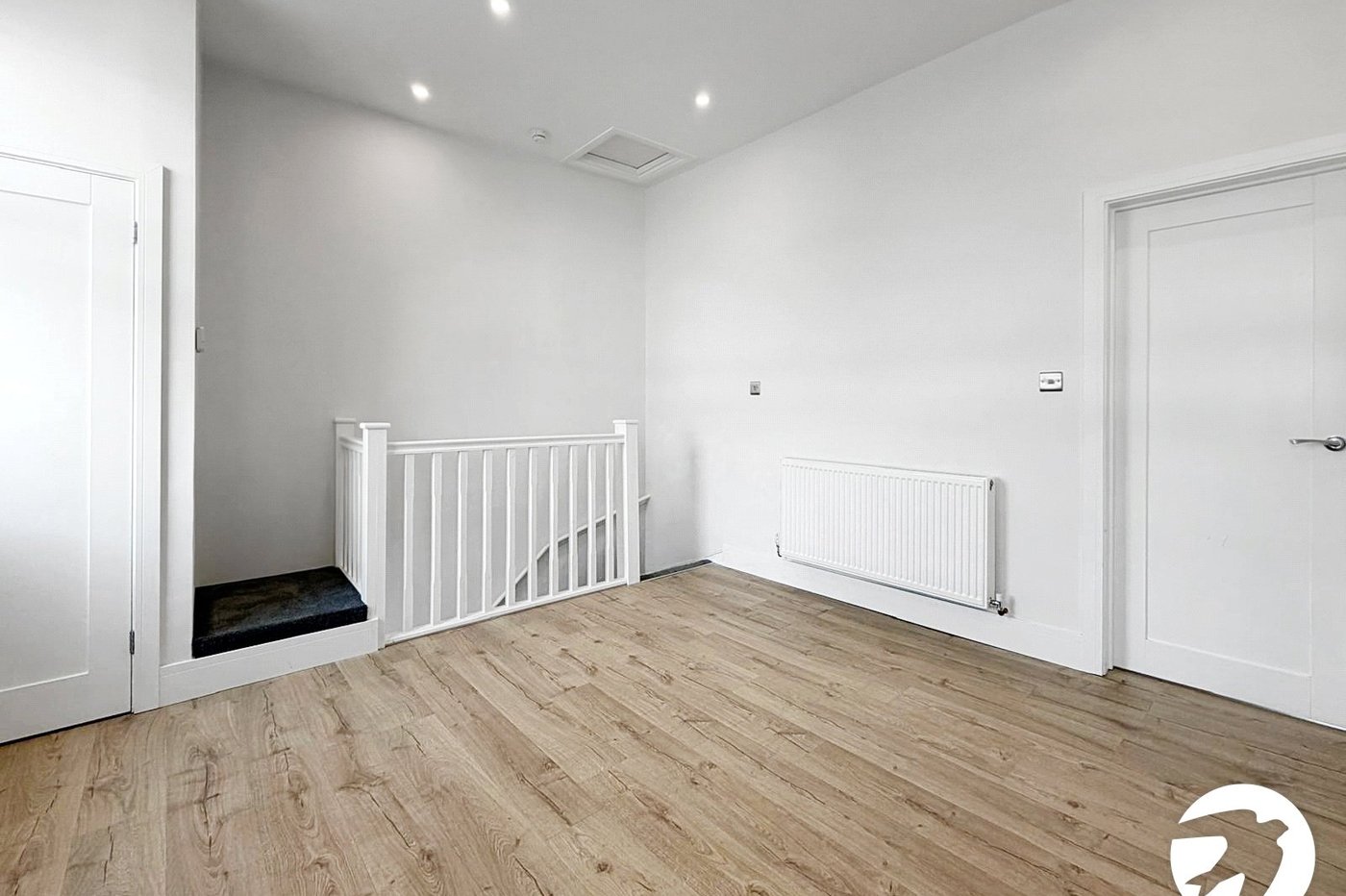 2 bedroom house to rent in London | 
