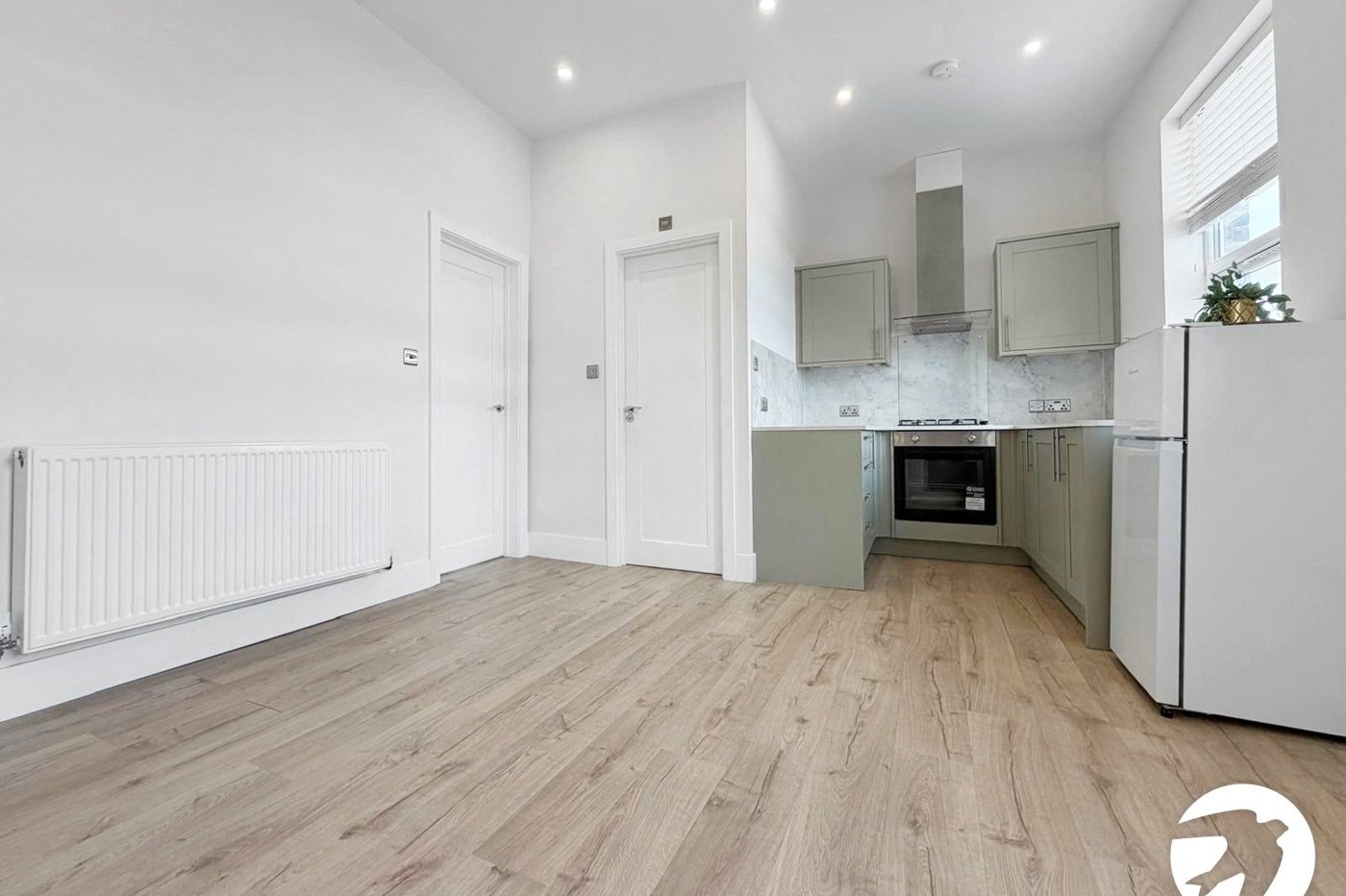 2 bedroom house to rent in London | 