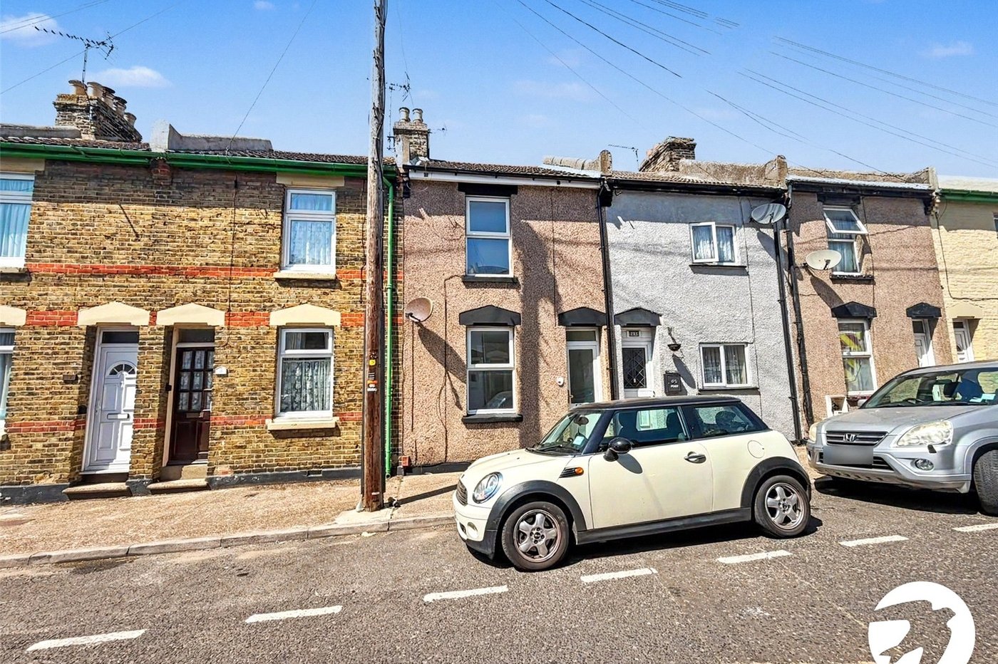 2 bedroom house to rent in Gillingham | Robinson Michael & Jackson