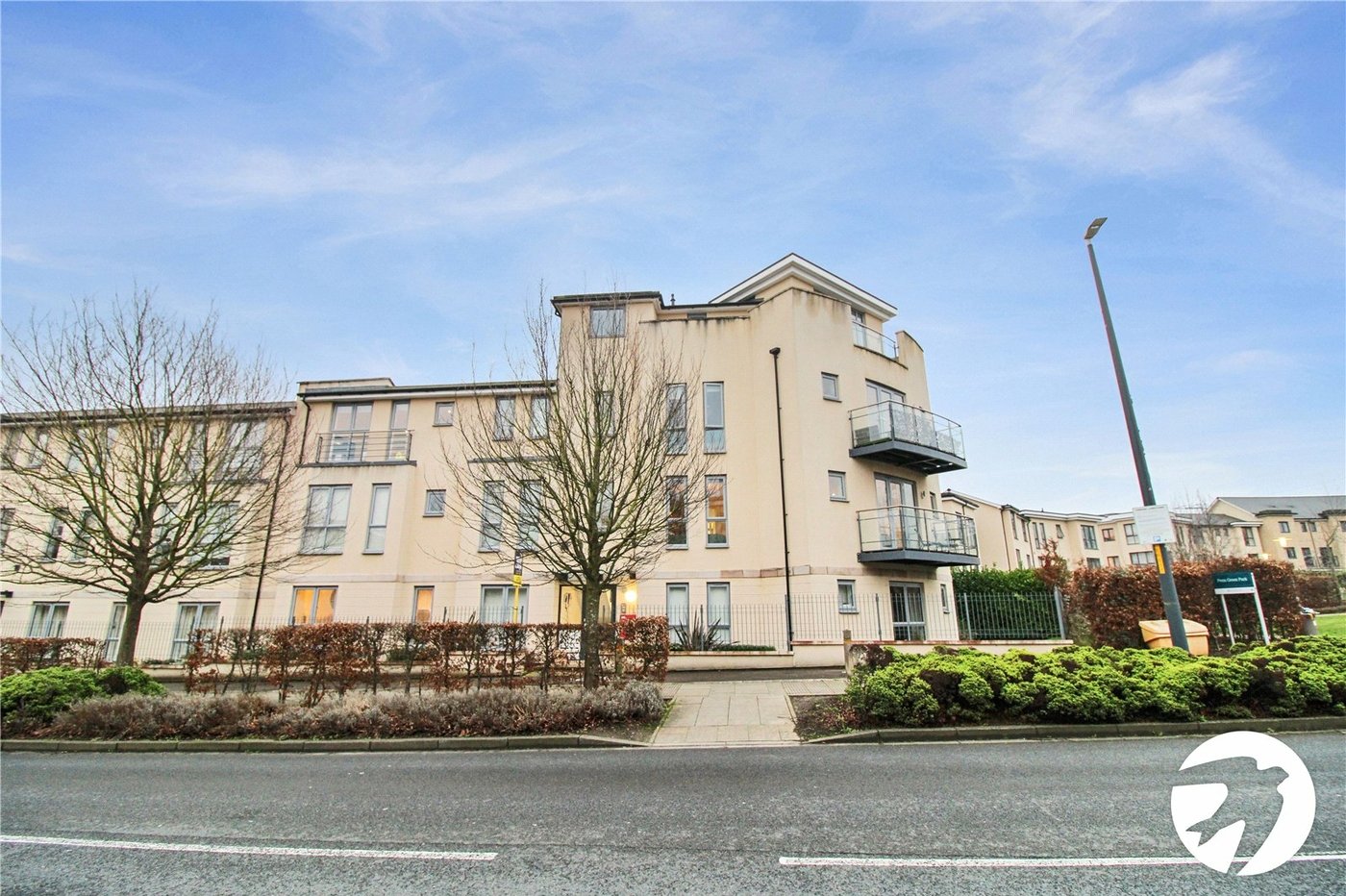 2 bedroom property to rent in Northfleet | Robinson Michael & Jackson