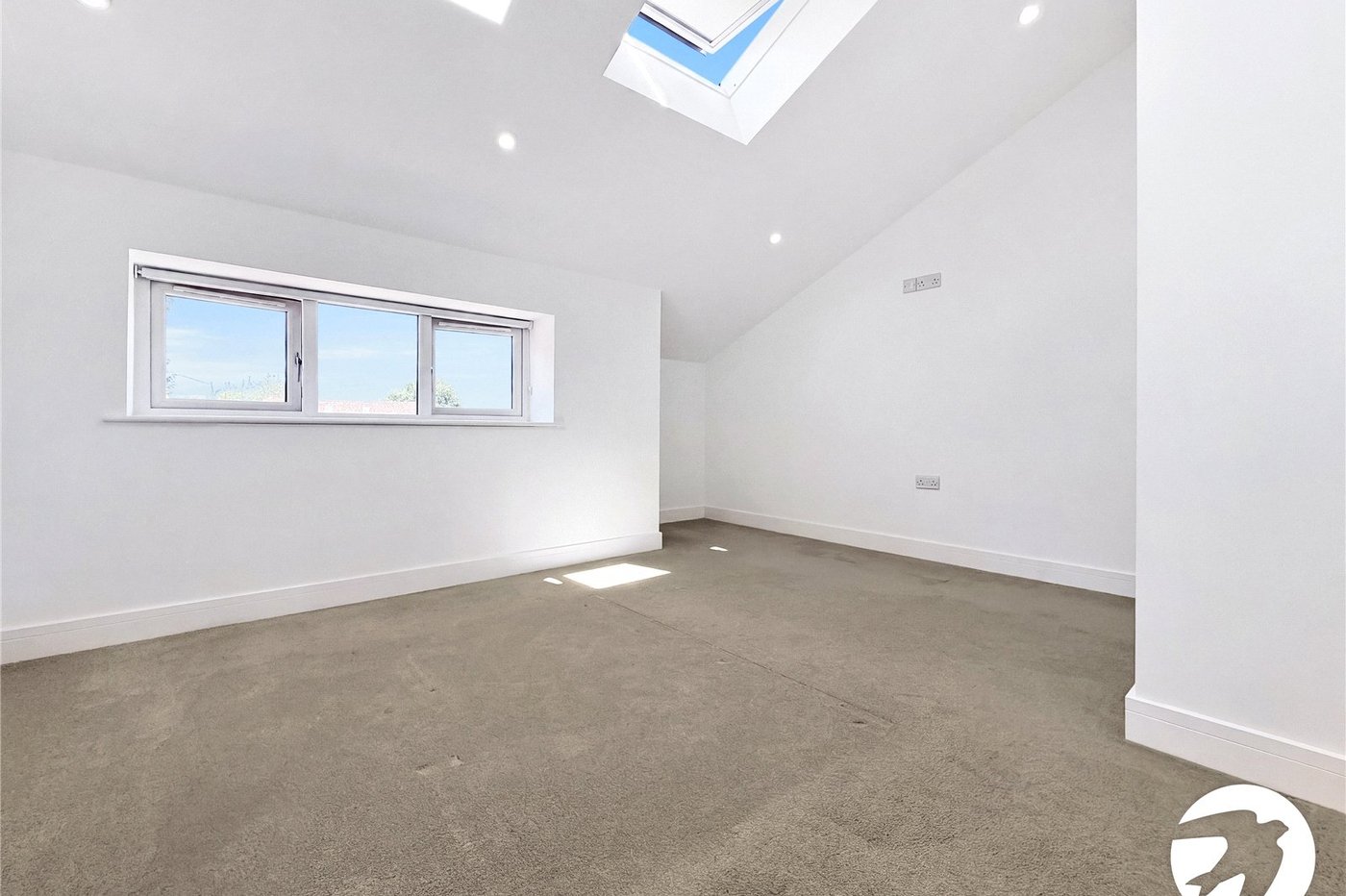 3 bedroom house to rent in Lynsted | Robinson Michael & Jackson
