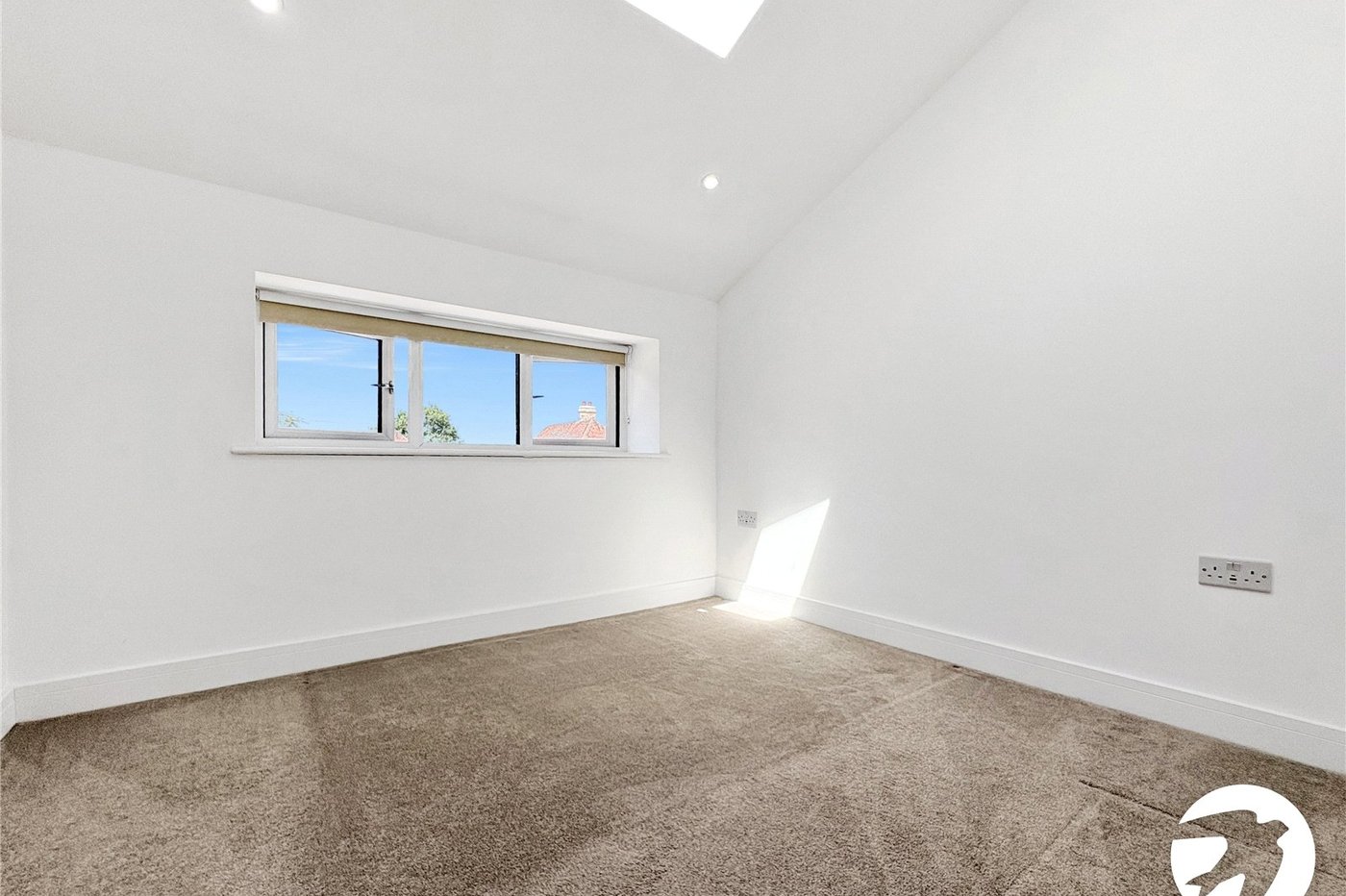 3 bedroom house to rent in Lynsted | Robinson Michael & Jackson