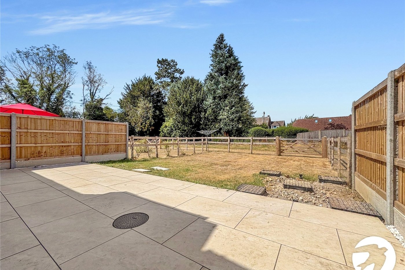 3 bedroom house to rent in Lynsted | Robinson Michael & Jackson