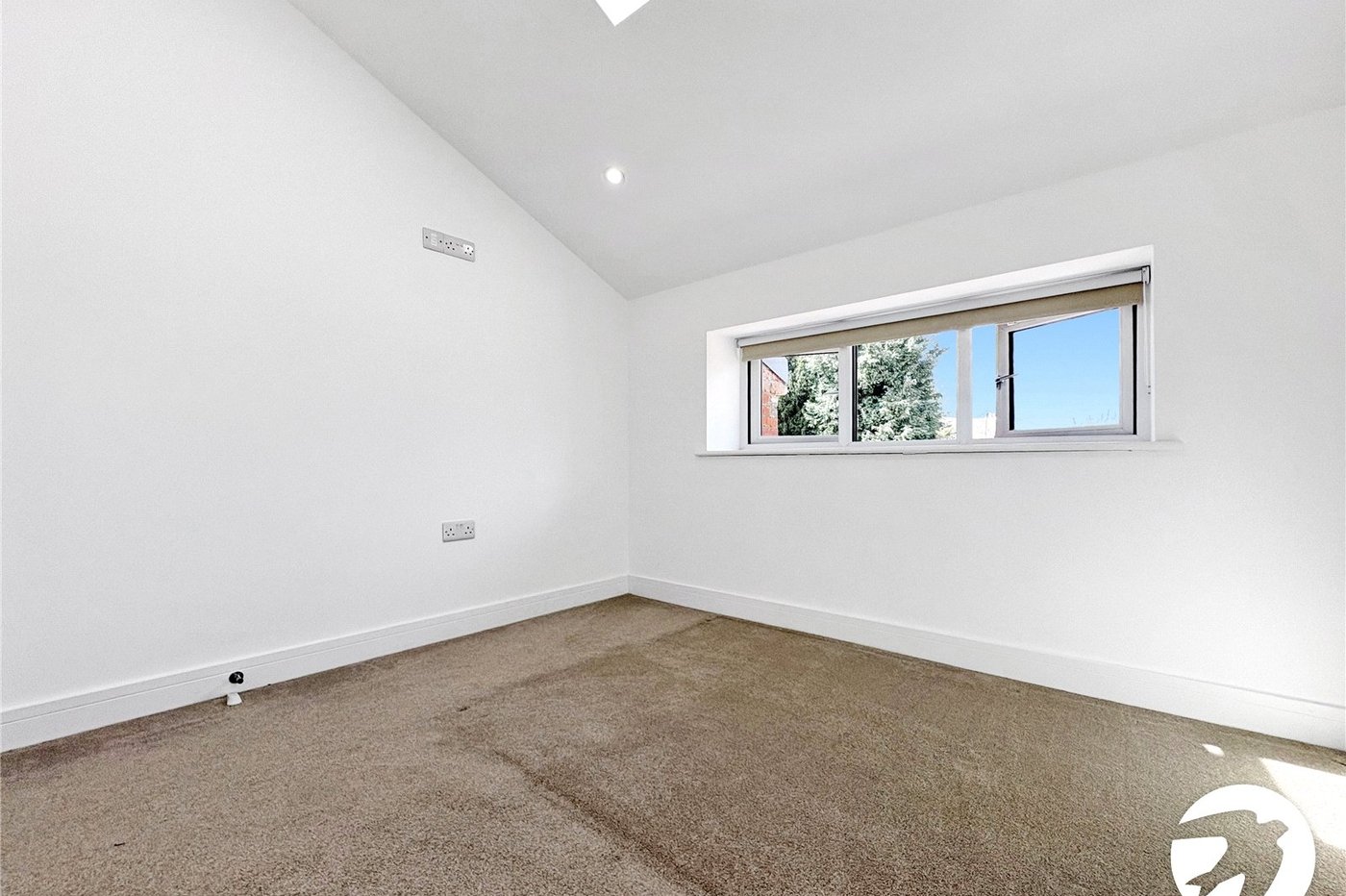 3 bedroom house to rent in Lynsted | Robinson Michael & Jackson