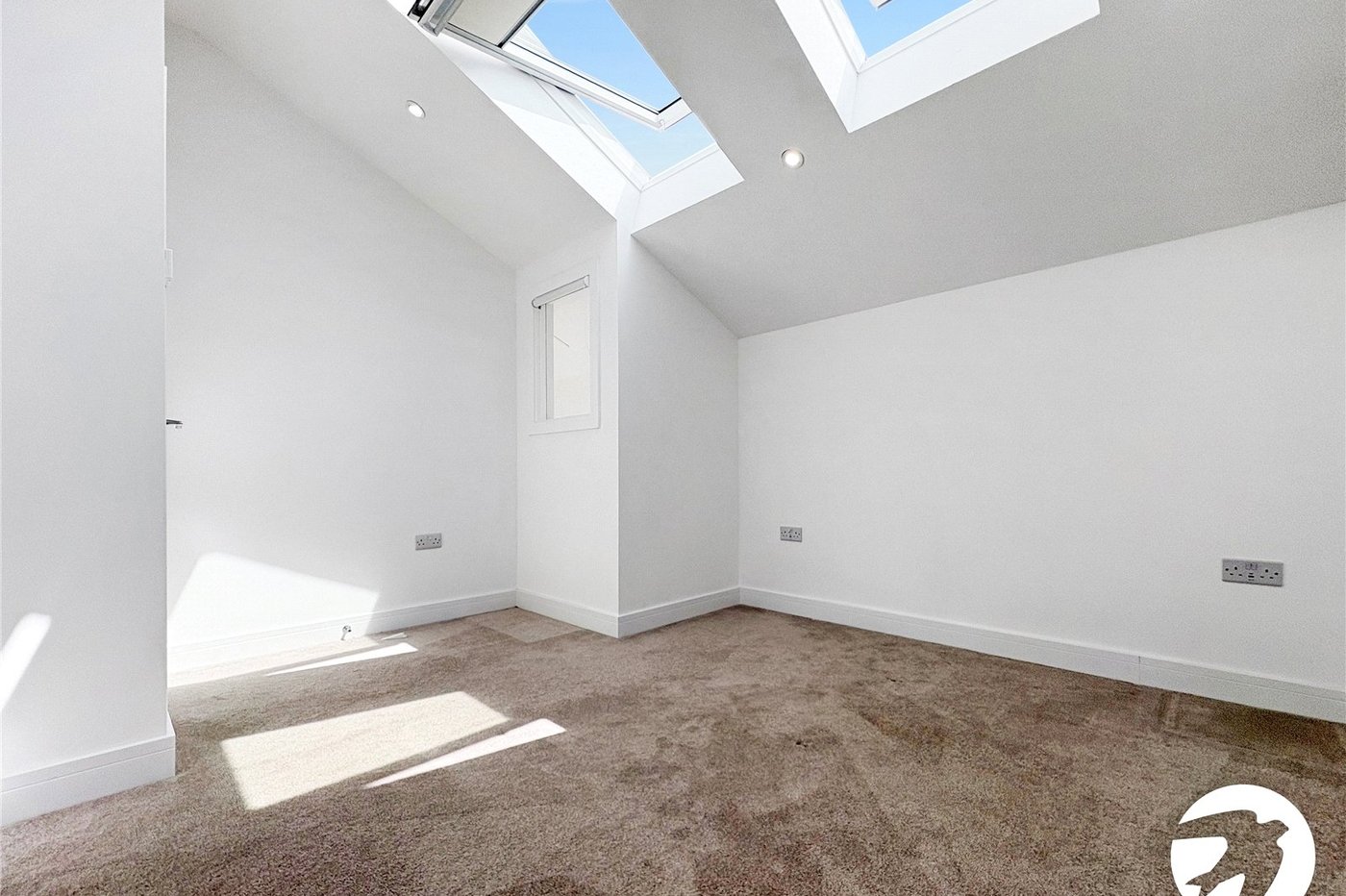3 bedroom house to rent in Lynsted | Robinson Michael & Jackson