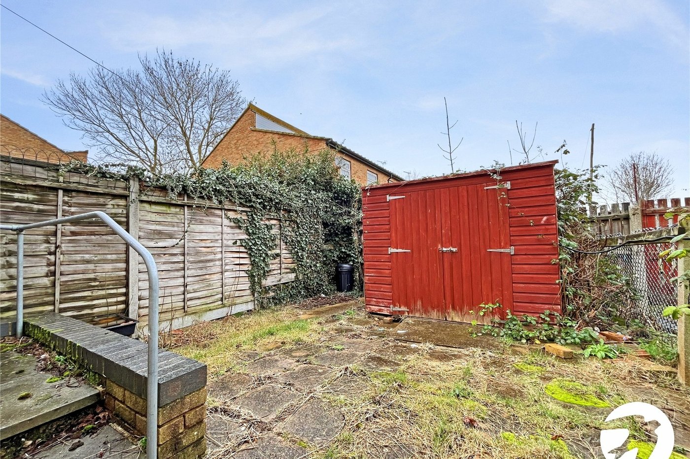 3 bedroom house to rent in Rainham | Robinson Michael & Jackson