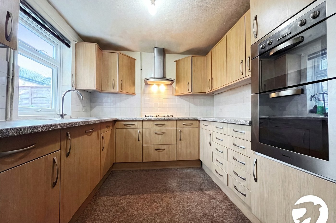 3 bedroom house to rent in Rainham | Robinson Michael & Jackson