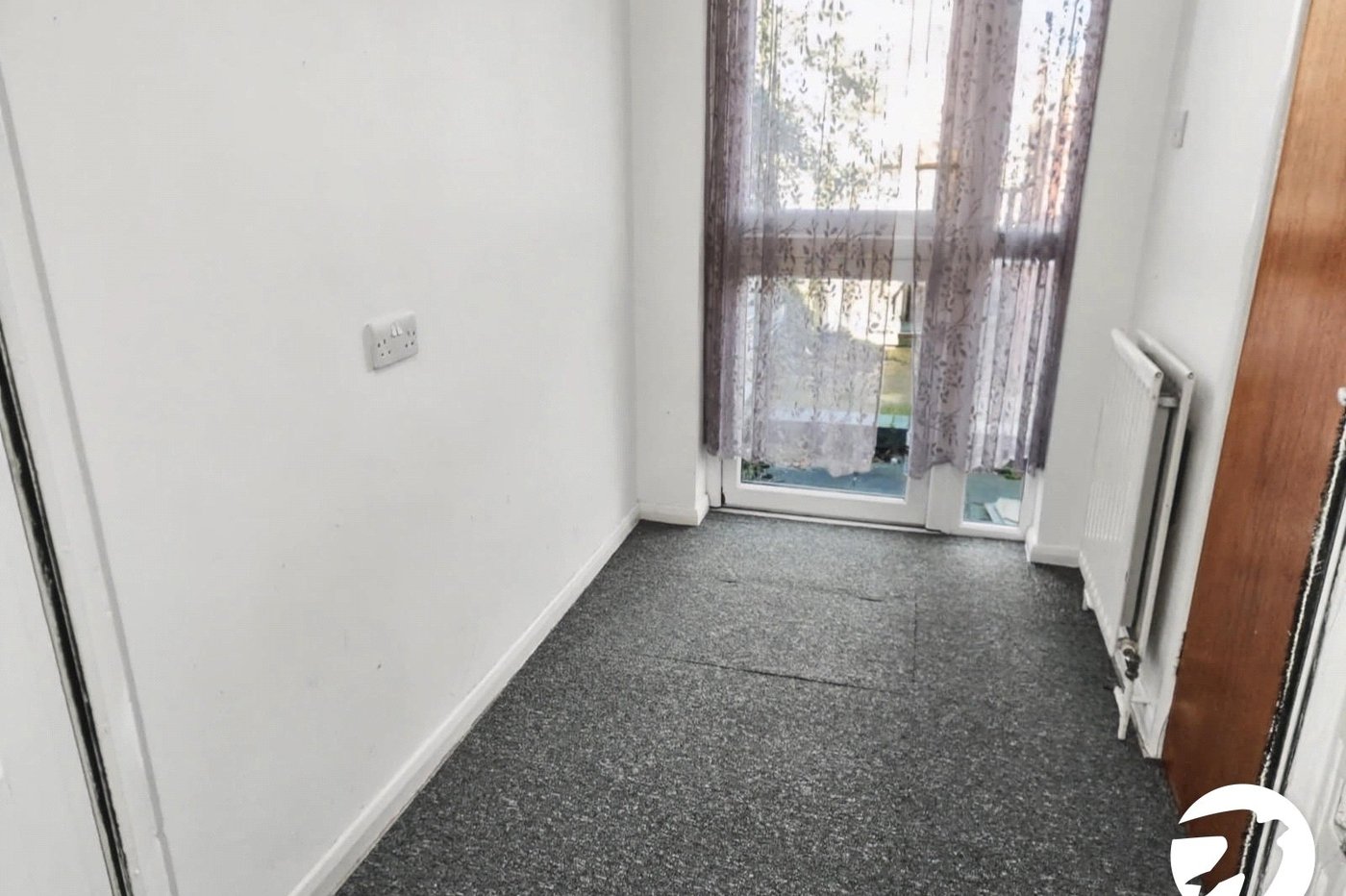 3 bedroom house to rent in Rainham | Robinson Michael & Jackson