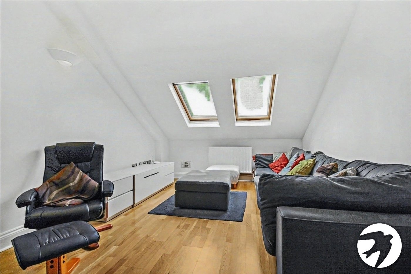 2 bedroom property to rent in Burrage Road | 