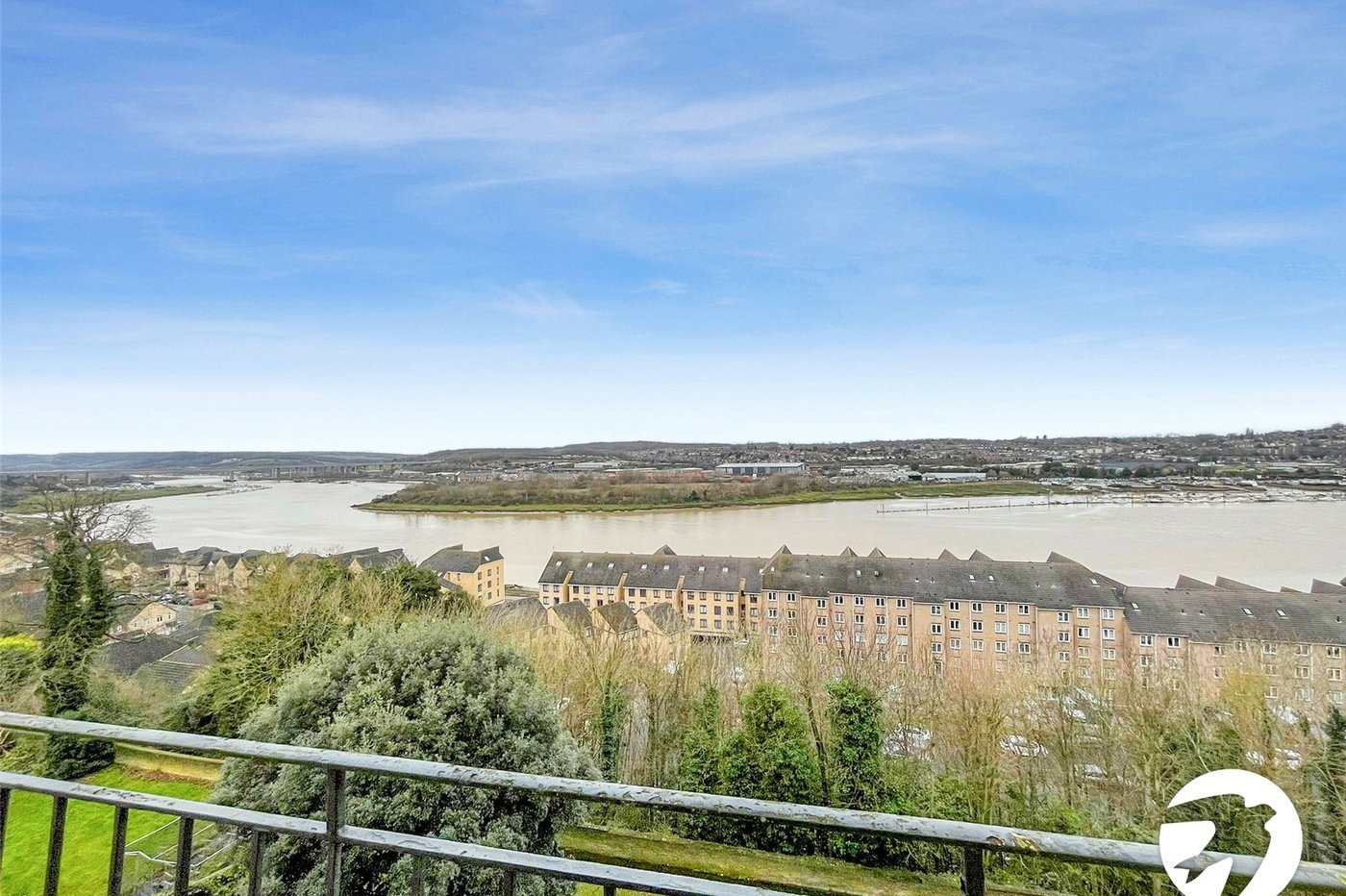 2 bedroom property to rent in Rochester | Robinson Michael & Jackson