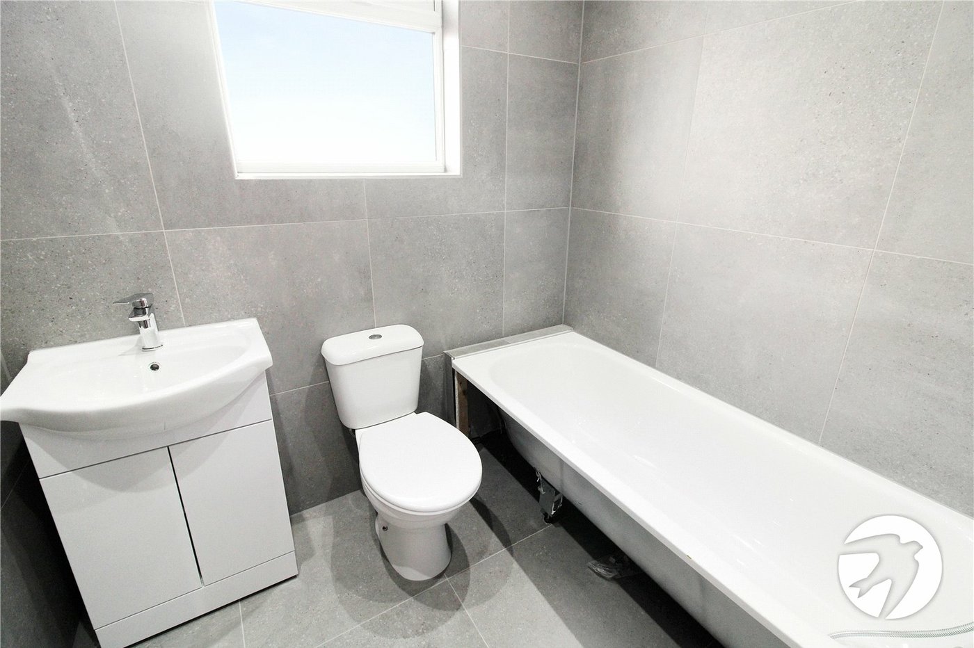 3 bedroom house to rent in Gravesend | Robinson Michael & Jackson