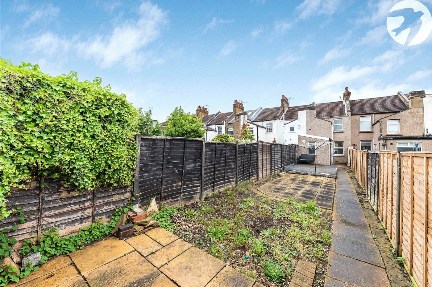 2 bedroom house to rent in Swanscombe | Robinson Michael & Jackson