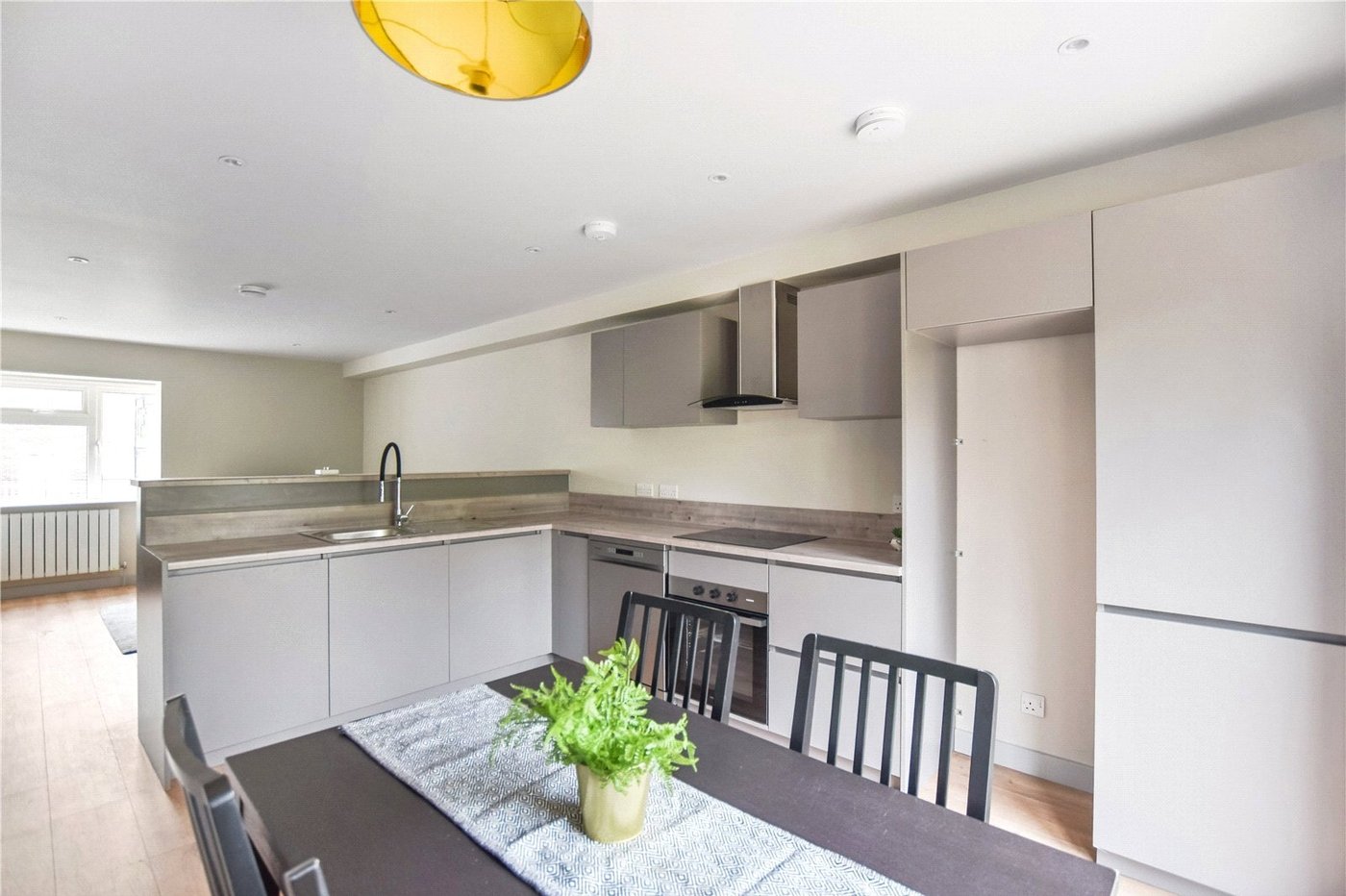 3 bedroom bungalow to rent in Bexley | Robinson Jackson