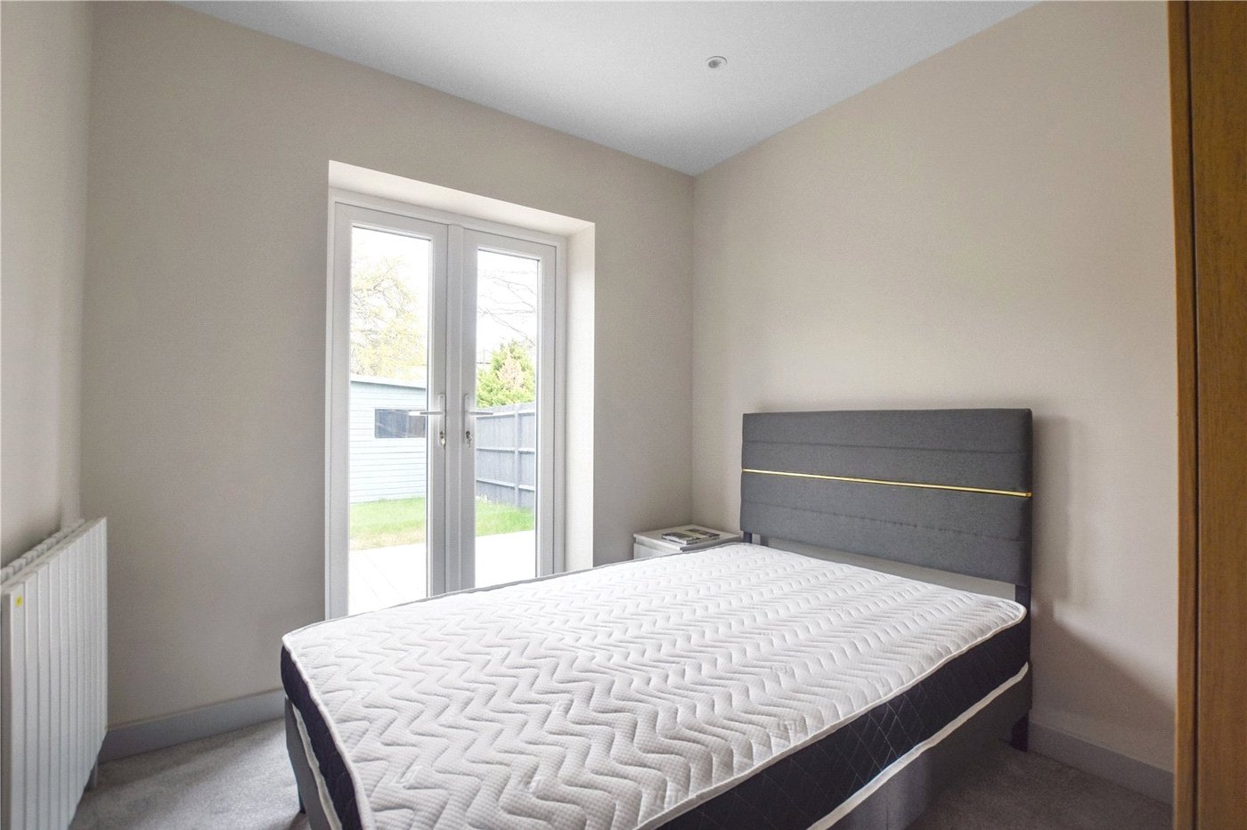 3 bedroom bungalow to rent in Bexley | Robinson Jackson