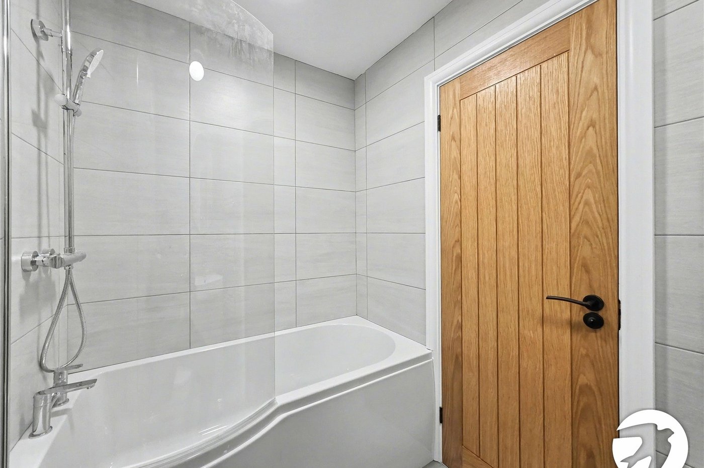 3 bedroom property to rent in The Park | Robinson Jackson