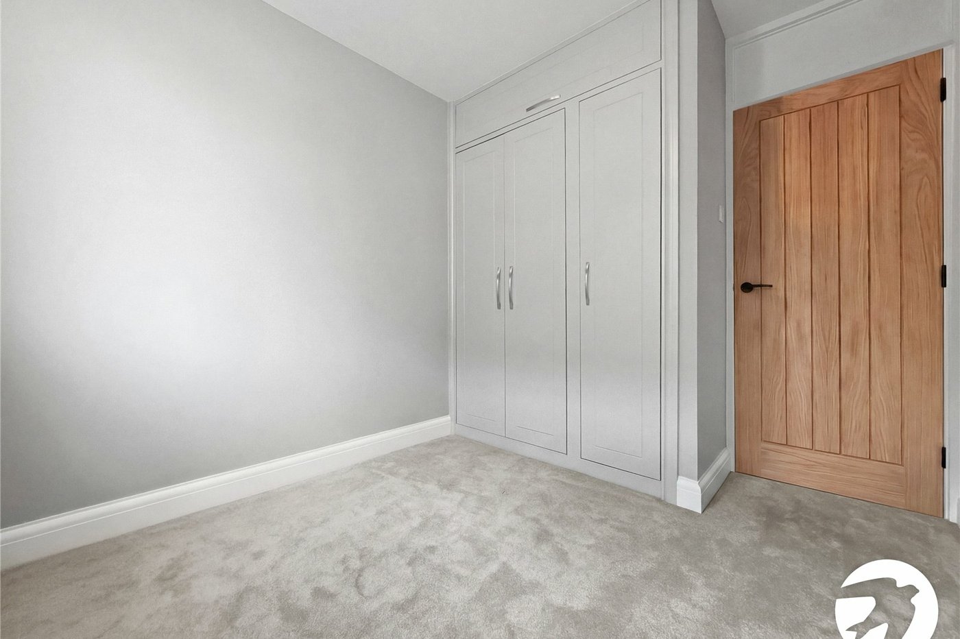 3 bedroom property to rent in The Park | Robinson Jackson