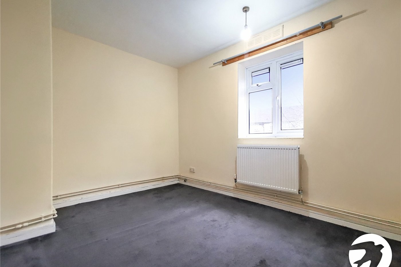 2 bedroom property to rent in Erith | Robinson Jackson