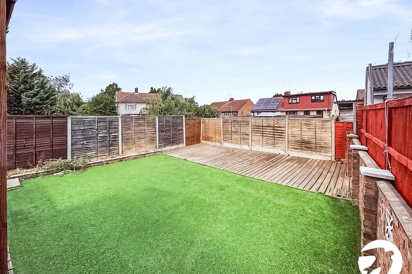 3 bedroom house to rent in Erith | Robinson Jackson