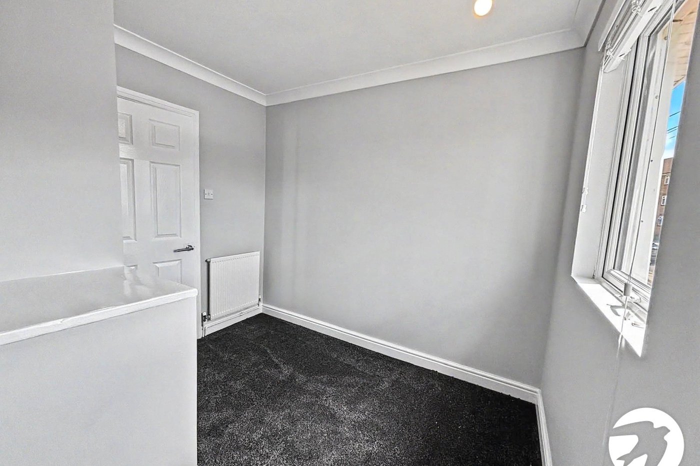 3 bedroom house to rent in Erith | Robinson Jackson