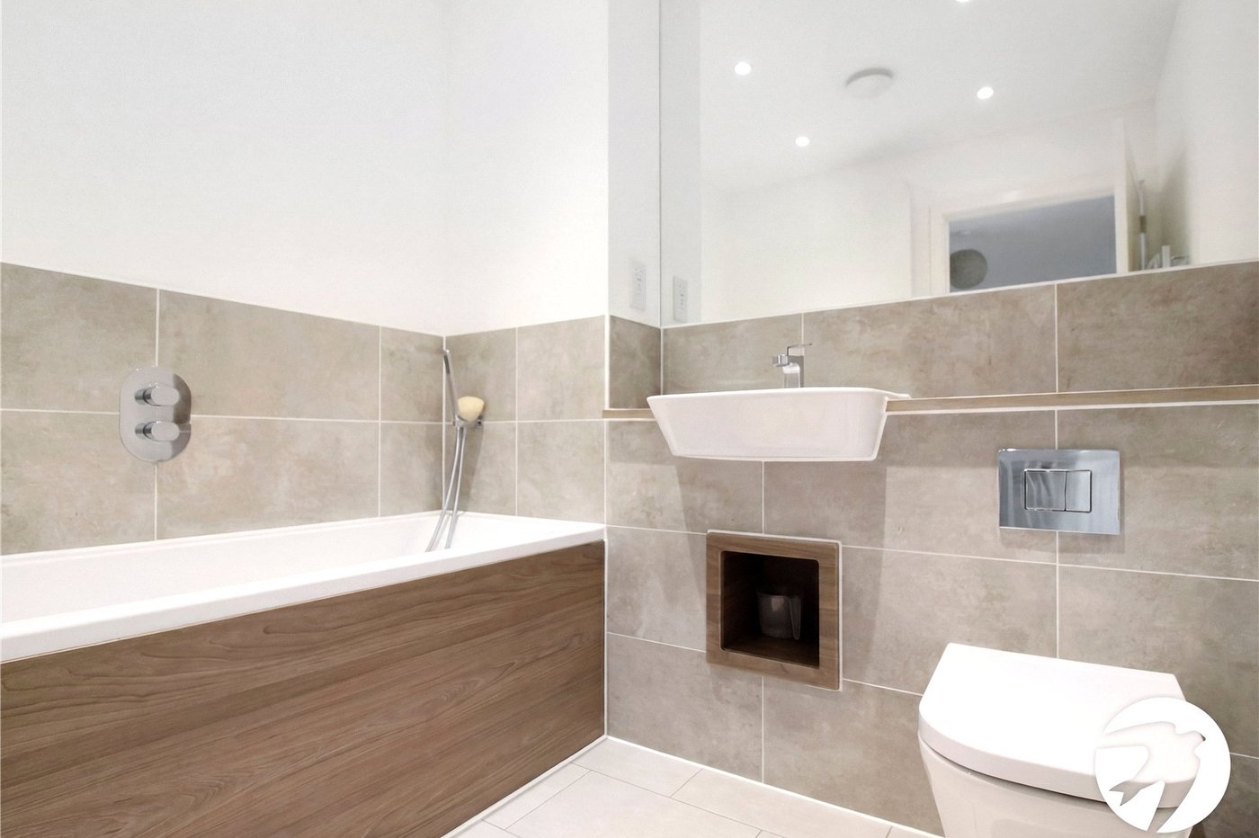 5 bedroom property to rent in Northfleet | Robinson Michael & Jackson