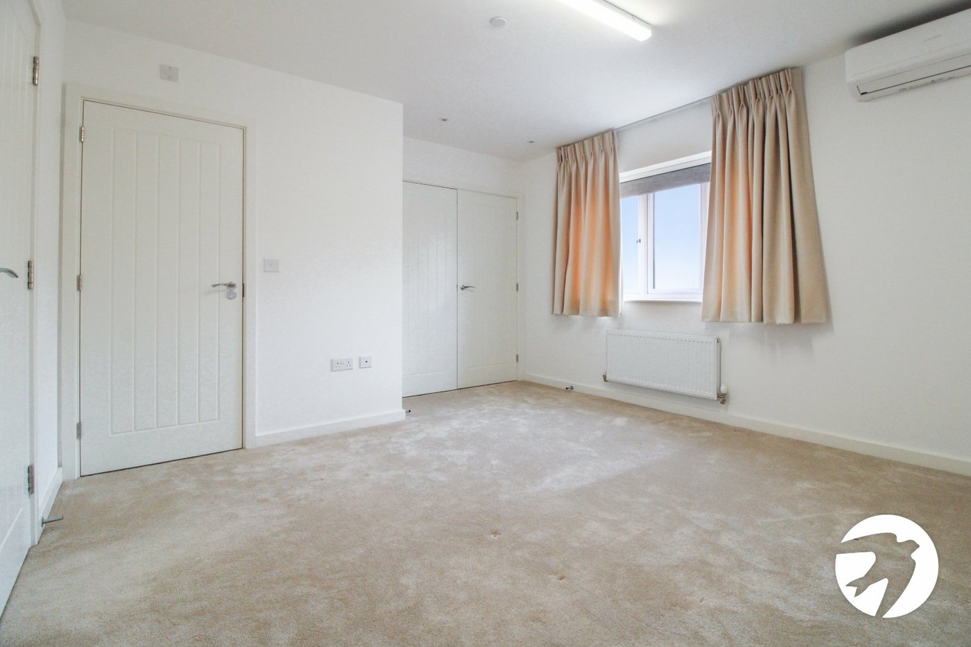 4 bedroom property to rent in Northfleet | Robinson Michael & Jackson