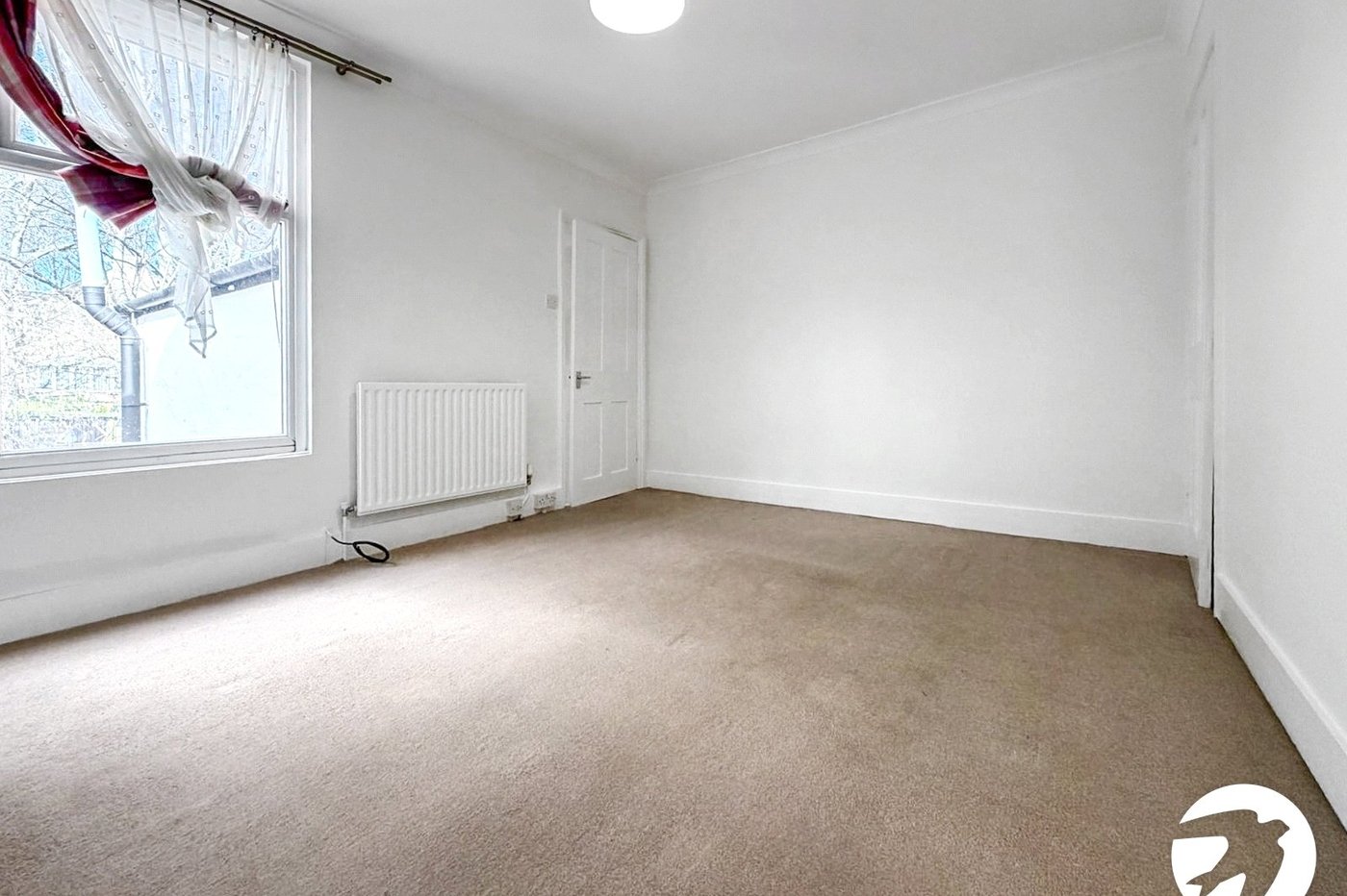 2 bedroom house to rent in Chatham | Robinson Michael & Jackson