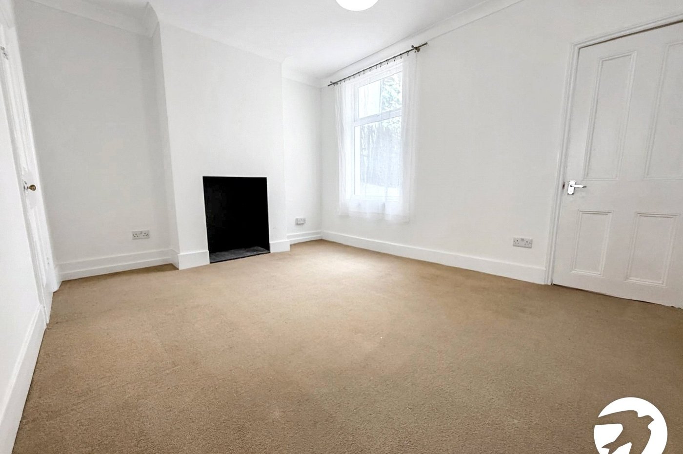 2 bedroom house to rent in Chatham | Robinson Michael & Jackson